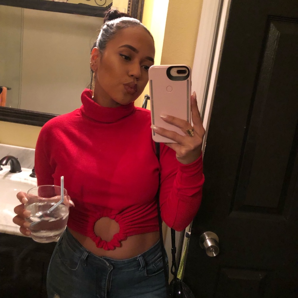 Red Crop Sweater - Picture 2 of 4